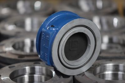 Клапан обратный (межфланцевый чугунный ) В Новокузнецке